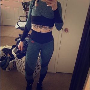 Body engineers brand blue cleopatra set